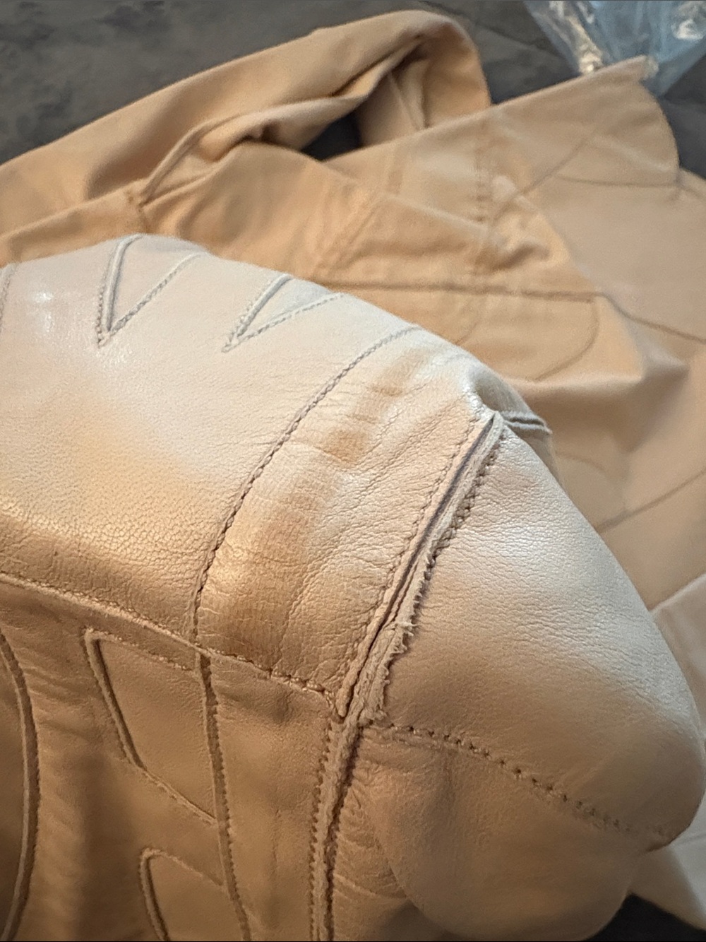 Authentic vintage Alexander McQueen Leather Jacket - Picture 13 of 16